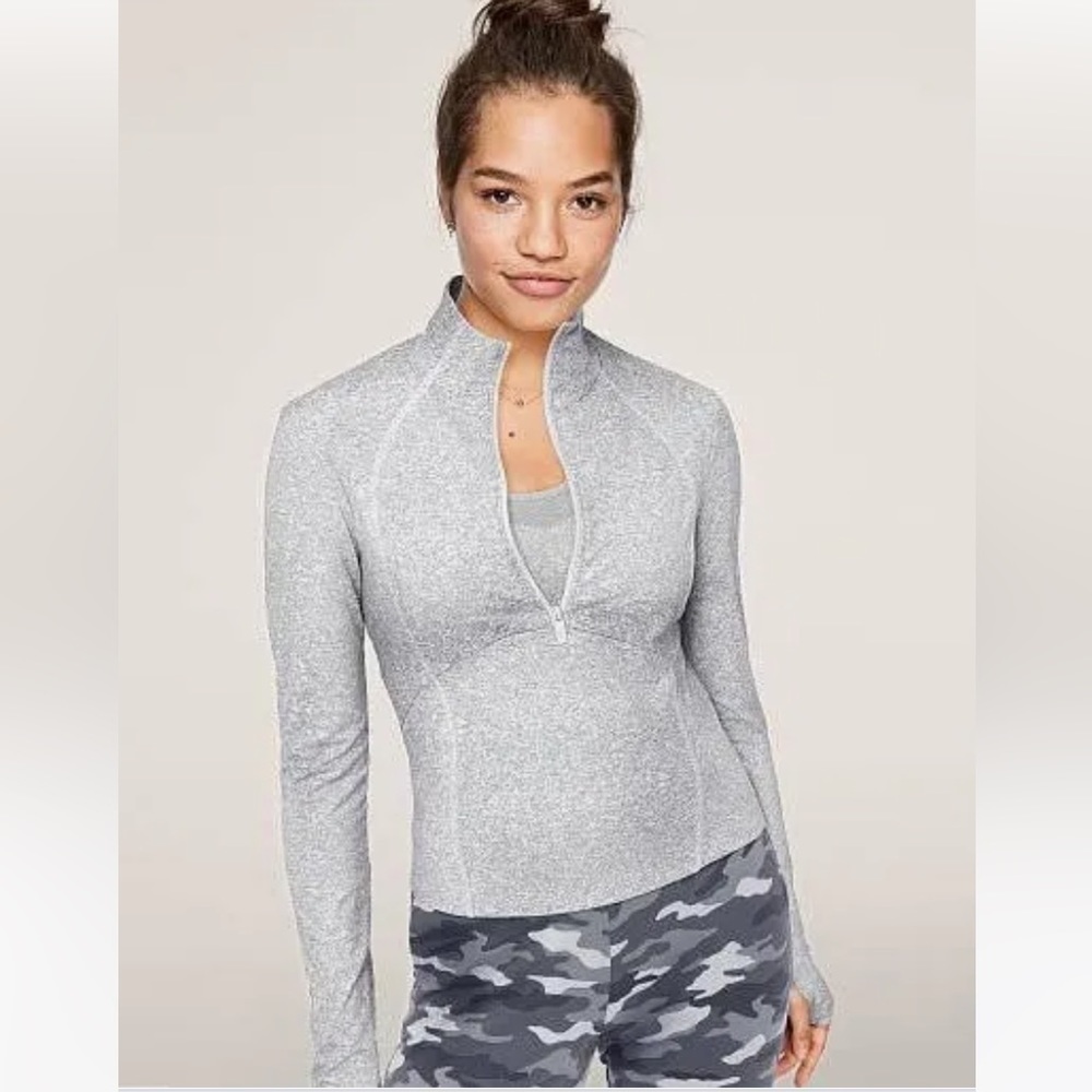 Victoria’s secret PINK active wear pullover crop top